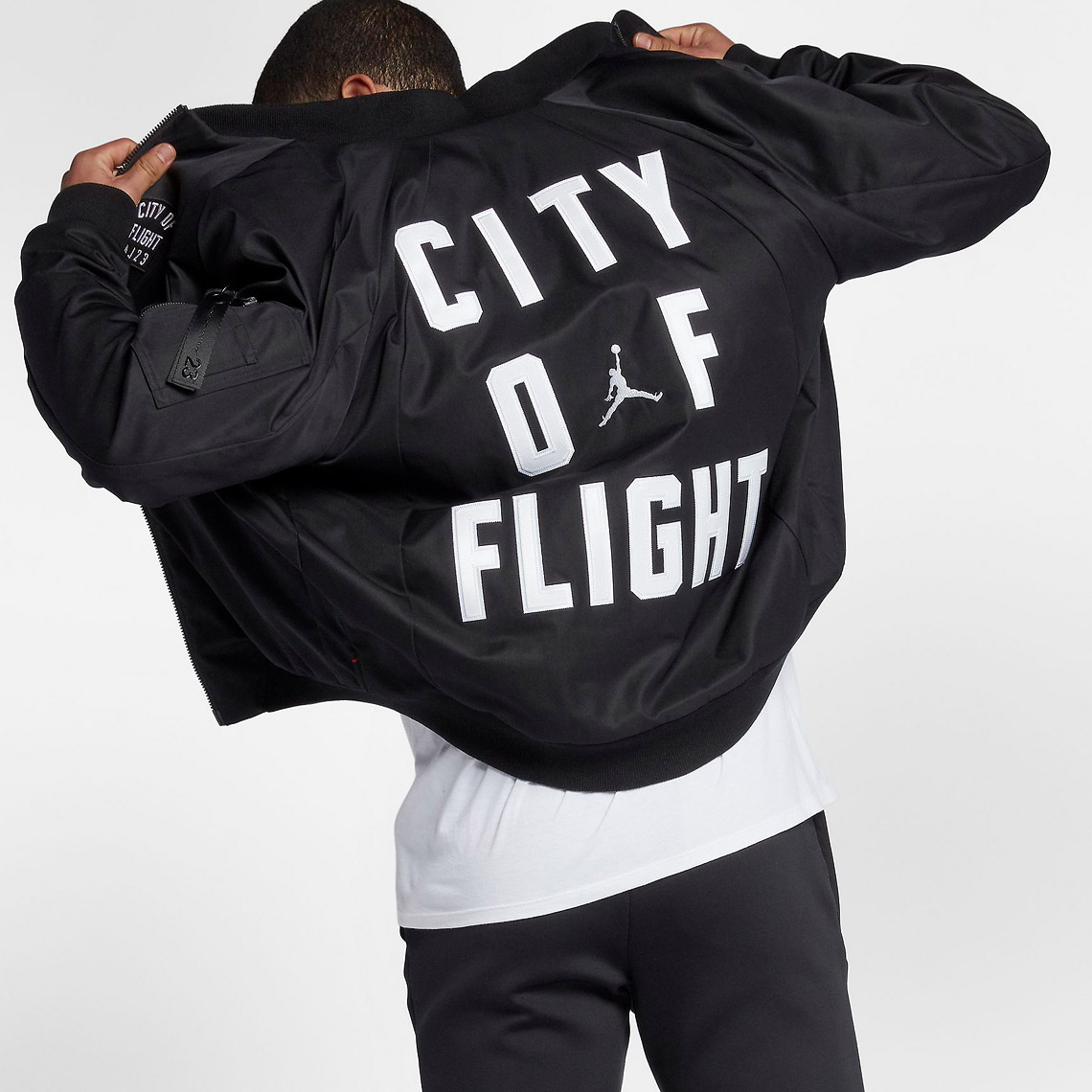 jordan-sportswear-city-of-flight-mens-jacket-3MOVYl